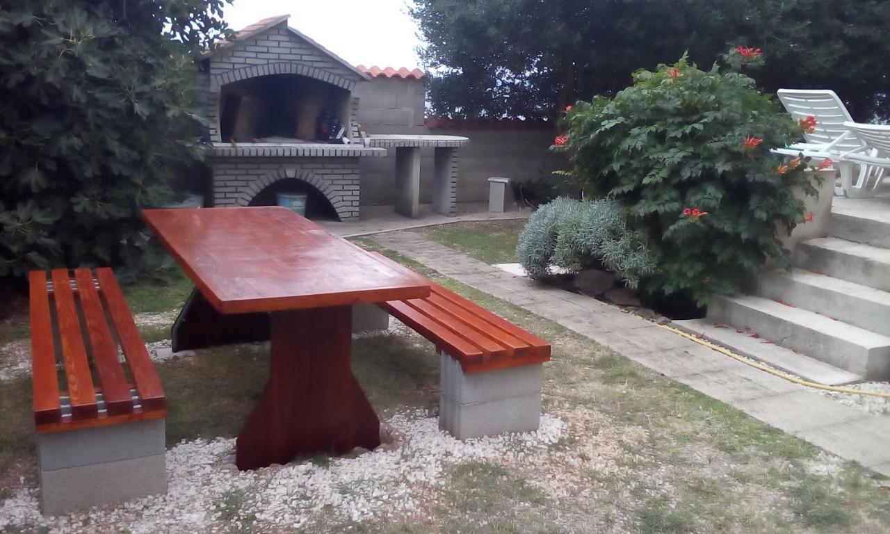 Apartmani Sruk Sukosan Luaran gambar