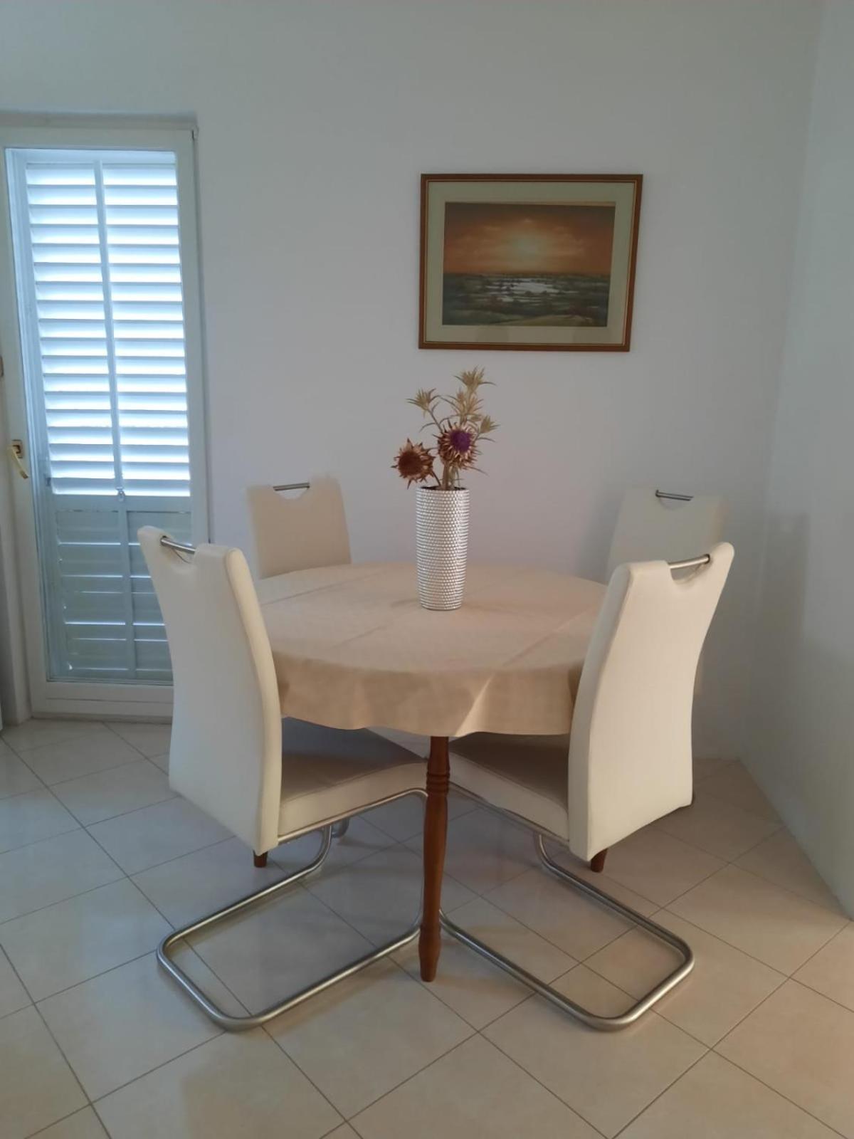 Apartmani Sruk Sukosan Luaran gambar