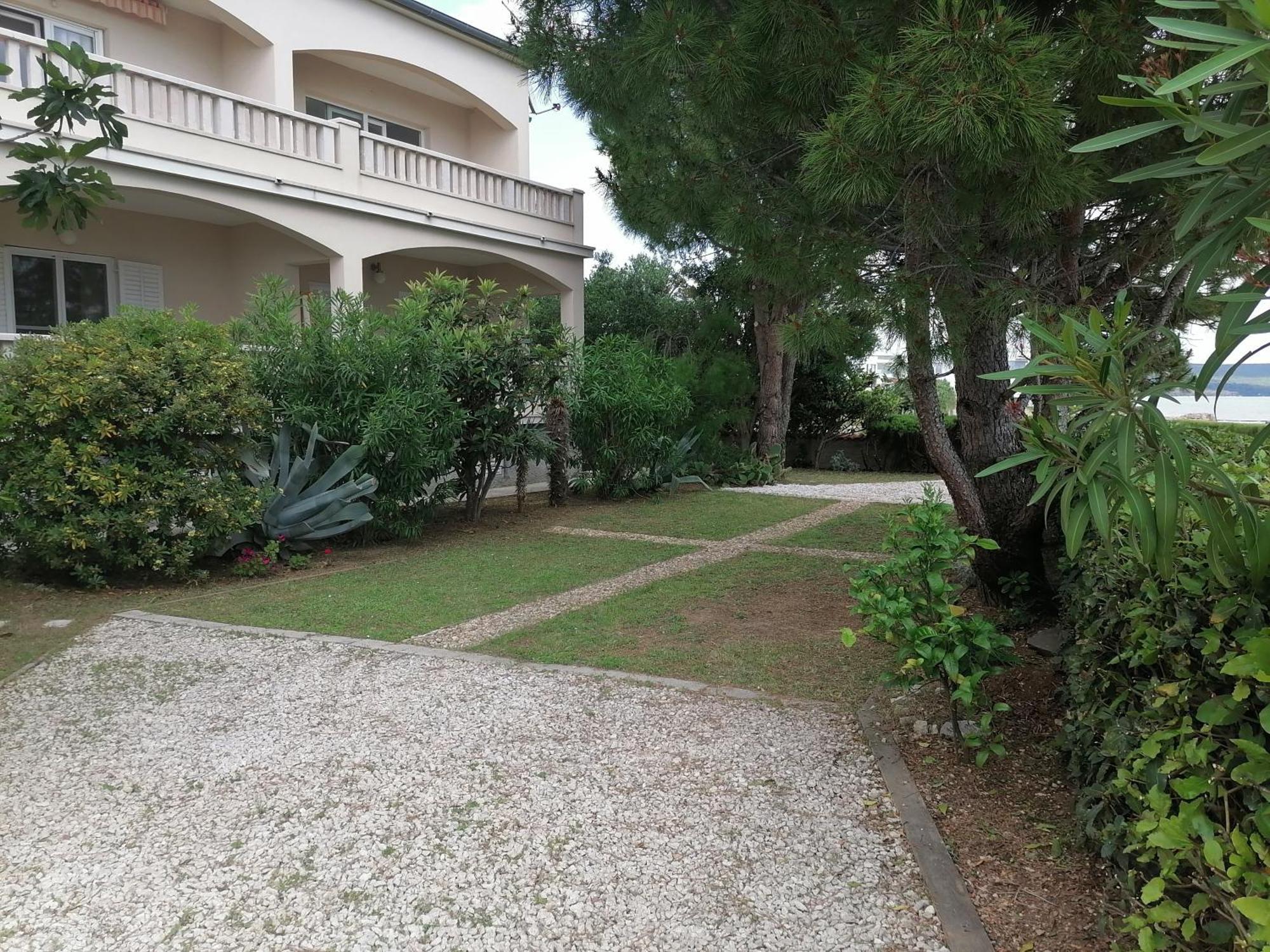 Apartmani Sruk Sukosan Luaran gambar