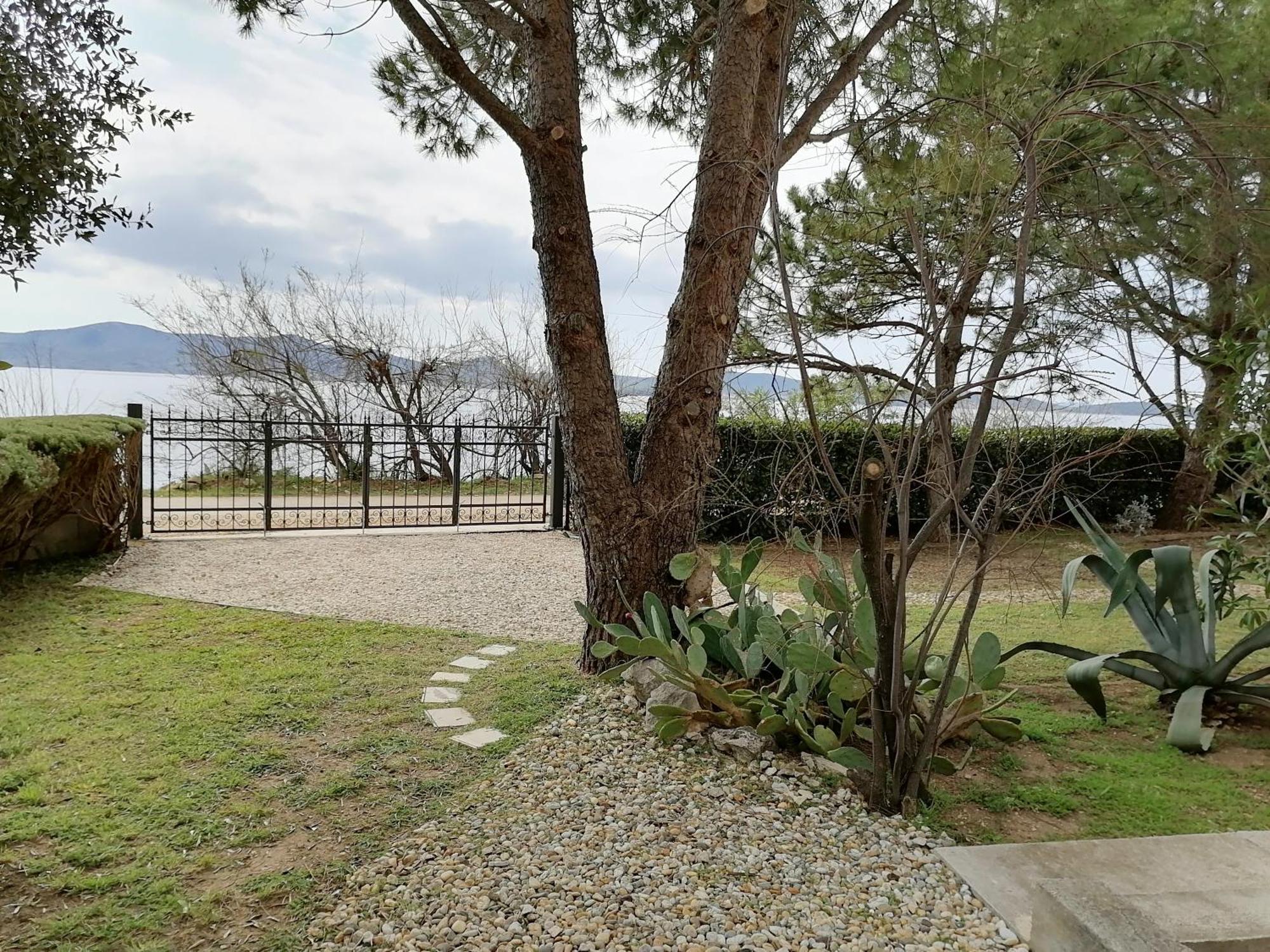 Apartmani Sruk Sukosan Luaran gambar